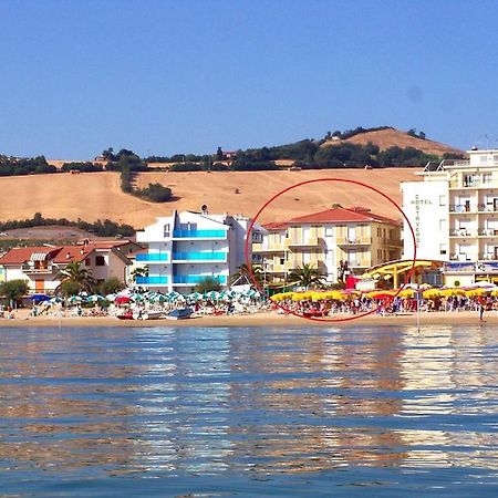 Le Palme 2 Pineto Vacanza מראה חיצוני תמונה